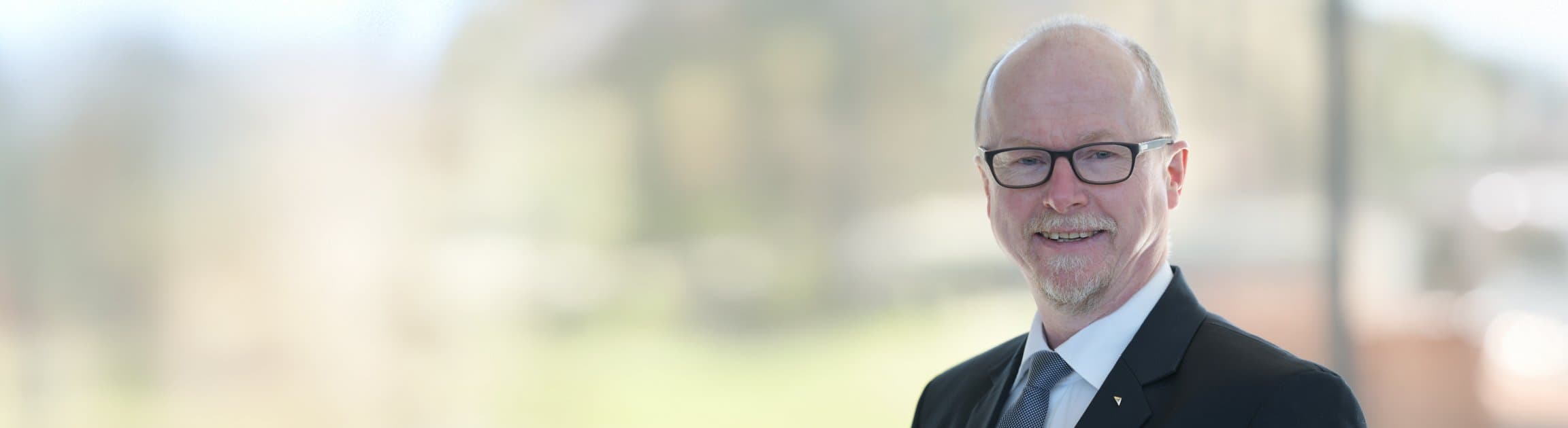 CRONBANK Versicherungsexperte Uwe Meyer